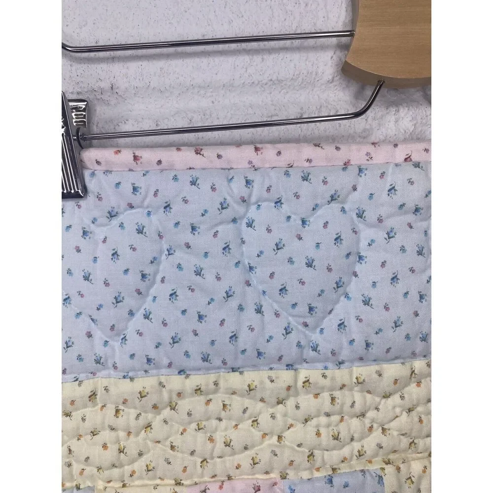 Vintage Baby Bed‎ Patchwork Quilt Hearts Hand Made Ditzy Floral Eyelet Blue Pink